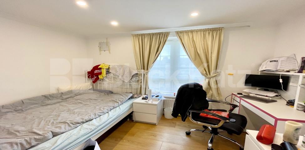 			LET , 4 Bedroom, 1 bath, 1 reception Apartment			 Long Lane, Borough / London Bridge